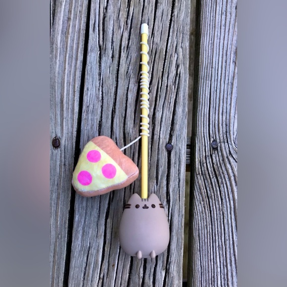 PUSHEEN Cat Pizza Plush Cat Toy From Subscription Box - Picture 1 of 7
